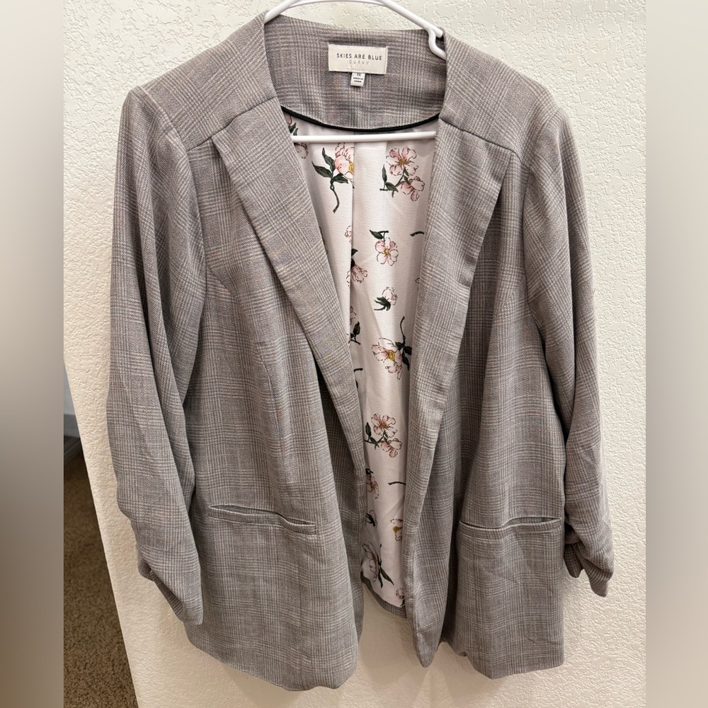 Skies Are Blue Gray Plaid Women's Blazer